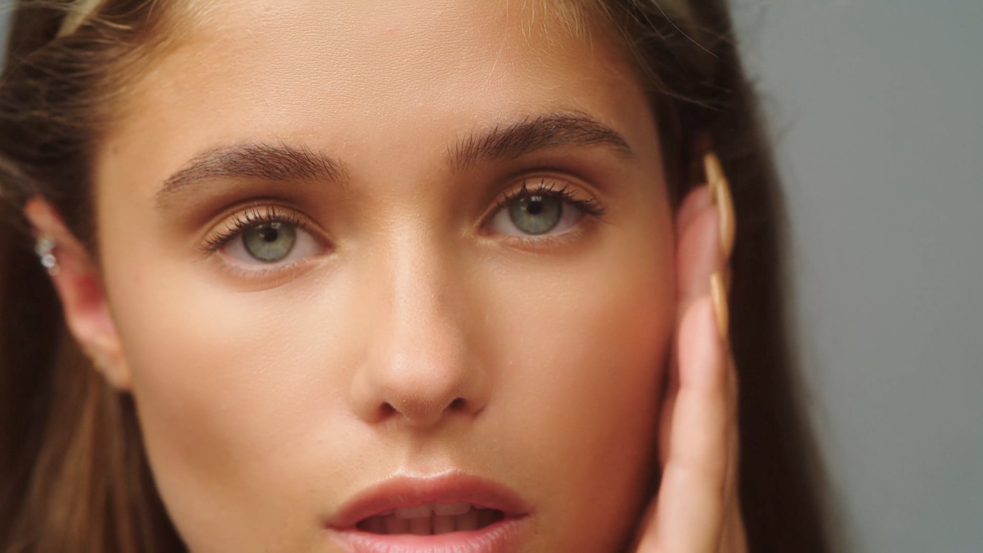 Retouche beauté vidéo dans Nodalt — après